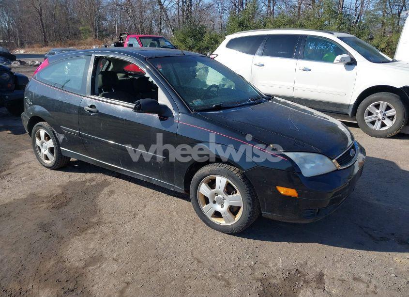 2007 Ford Focus S/SE/SES (VIN 1FAHP31N67W294415) main photo