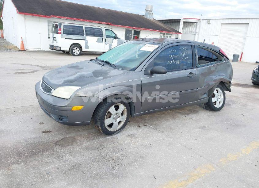 Photo 2 of 2007 Ford Focus S/SE/SES (VIN 1FAHP31N77W187566)