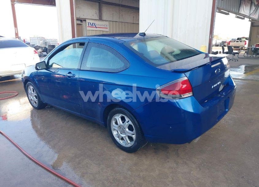 Photo 3 of 2009 Ford Focus SE (VIN 1FAHP32N19W160624)