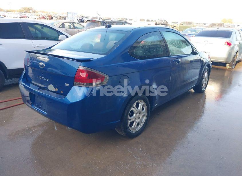 Photo 4 of 2009 Ford Focus SE (VIN 1FAHP32N19W160624)