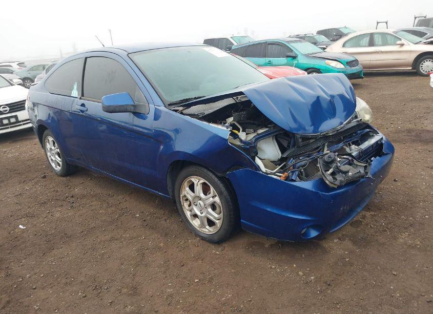 2009 Ford Focus SE (VIN 1FAHP32N29W183684) main photo