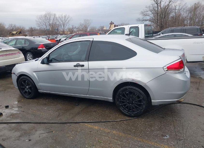 Photo 14 of 2008 Ford Focus S (VIN 1FAHP32N58W158230)