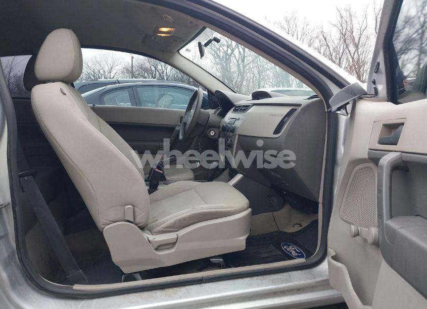 Photo 5 of 2008 Ford Focus S (VIN 1FAHP32N58W158230)