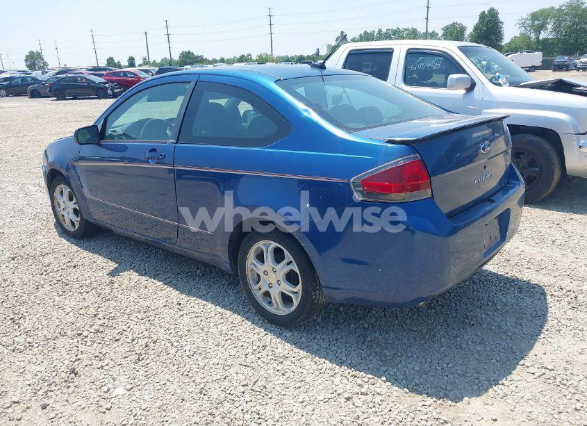 Photo 3 of 2009 Ford Focus SE (VIN 1FAHP32N59W147407)