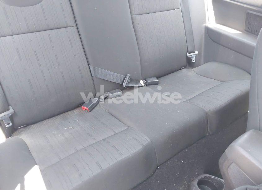 Photo 8 of 2009 Ford Focus SE (VIN 1FAHP32N59W147407)