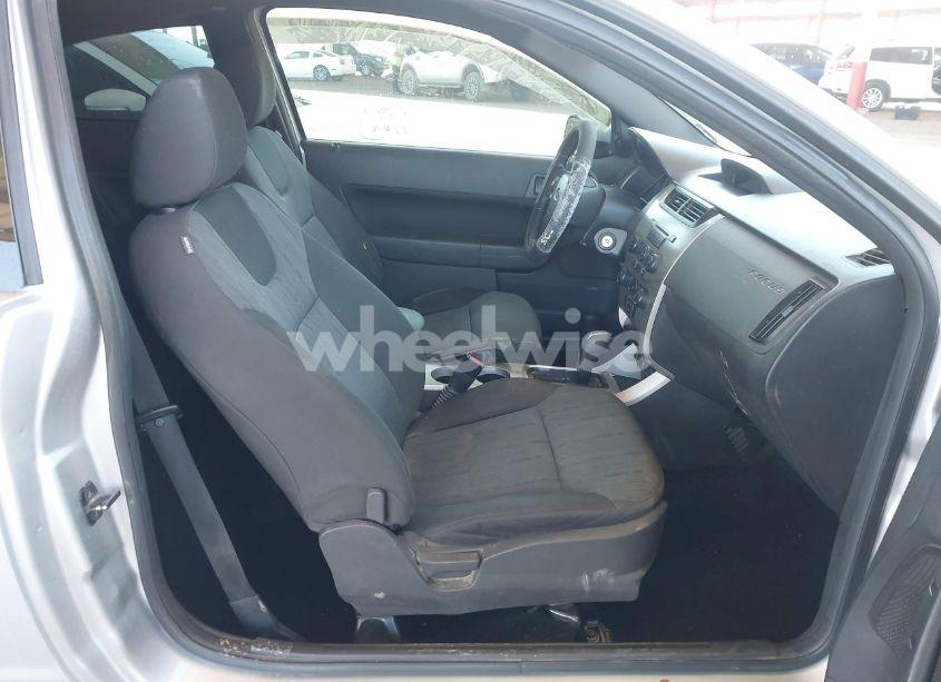 Photo 5 of 2009 Ford Focus SE (VIN 1FAHP32N59W178933)