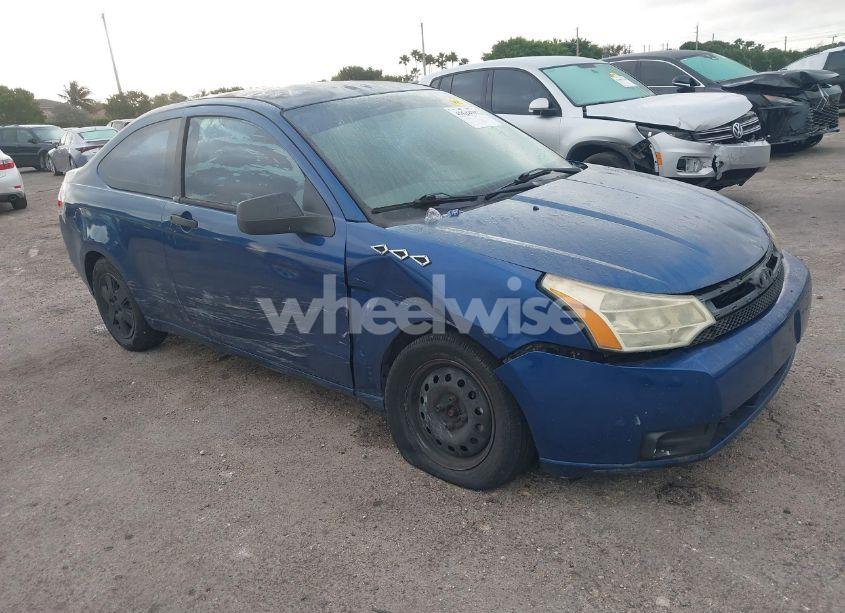 2008 Ford Focus S (VIN 1FAHP32N68W228866) main photo