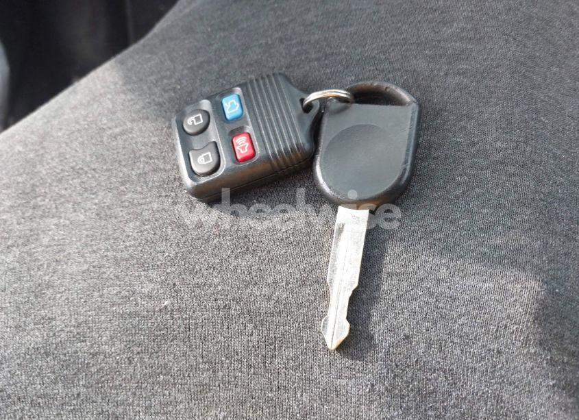 Photo 11 of 2009 Ford Focus SE (VIN 1FAHP32N79W172244)