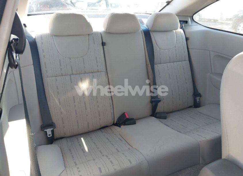 Photo 8 of 2009 Ford Focus SE (VIN 1FAHP32N89W147045)