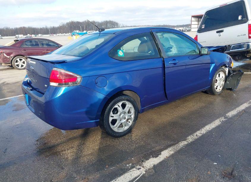 Photo 4 of 2009 Ford Focus SE (VIN 1FAHP32N89W244407)