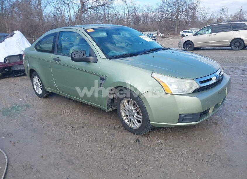 2008 Ford Focus SE/SES (VIN 1FAHP33N08W140376) main photo