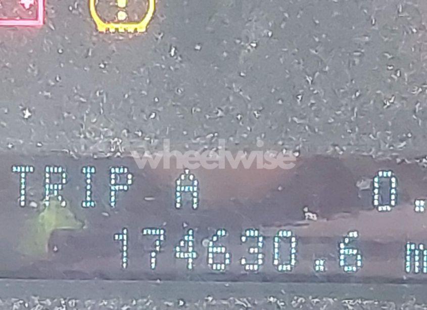 Photo 15 of 2008 Ford Focus SE/SES (VIN 1FAHP33N08W140376)