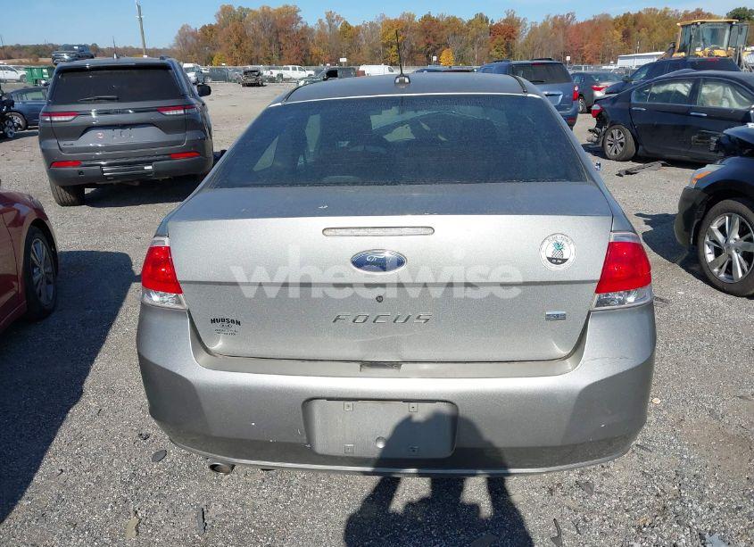 Photo 17 of 2008 Ford Focus SE/SES (VIN 1FAHP33N18W233343)