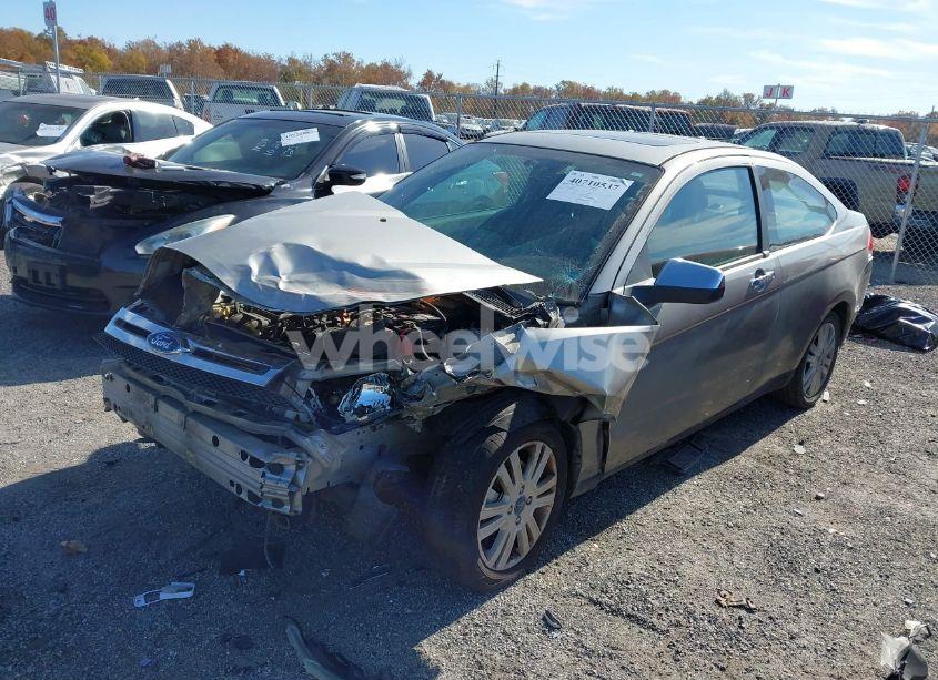 Photo 2 of 2008 Ford Focus SE/SES (VIN 1FAHP33N18W233343)