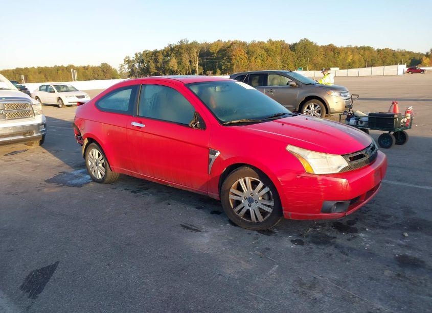 2008 Ford Focus SE/SES (VIN 1FAHP33N28W245002) main photo
