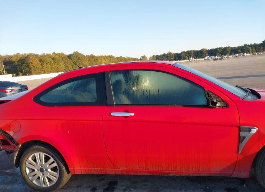 Photo 14 of 2008 Ford Focus SE/SES (VIN 1FAHP33N28W245002)