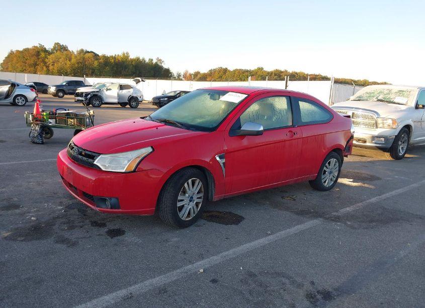 Photo 2 of 2008 Ford Focus SE/SES (VIN 1FAHP33N28W245002)