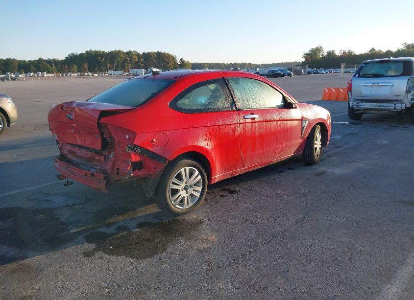 Photo 4 of 2008 Ford Focus SE/SES (VIN 1FAHP33N28W245002)