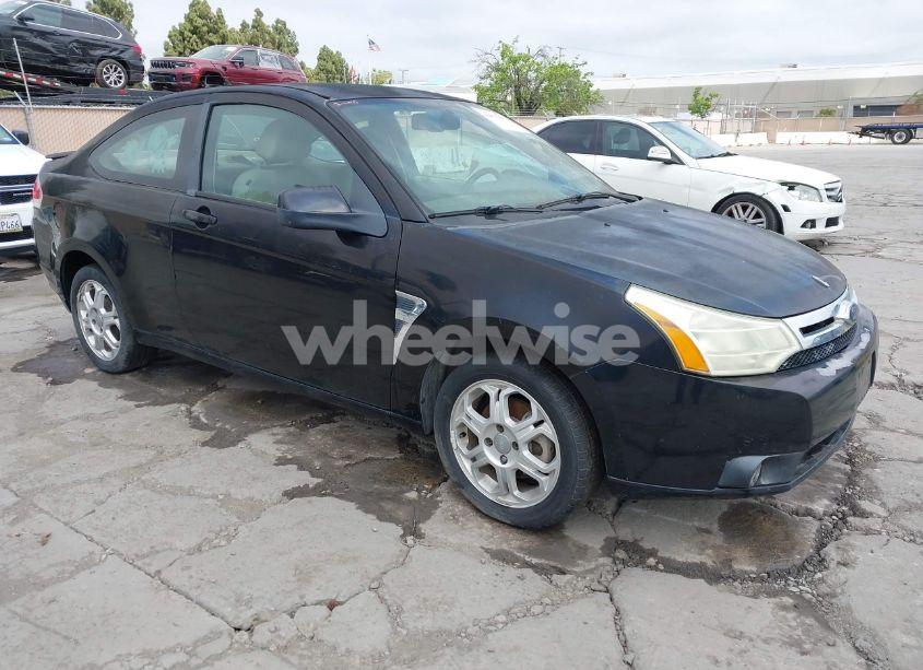 2008 Ford Focus SE/SES (VIN 1FAHP33N38W107114) main photo