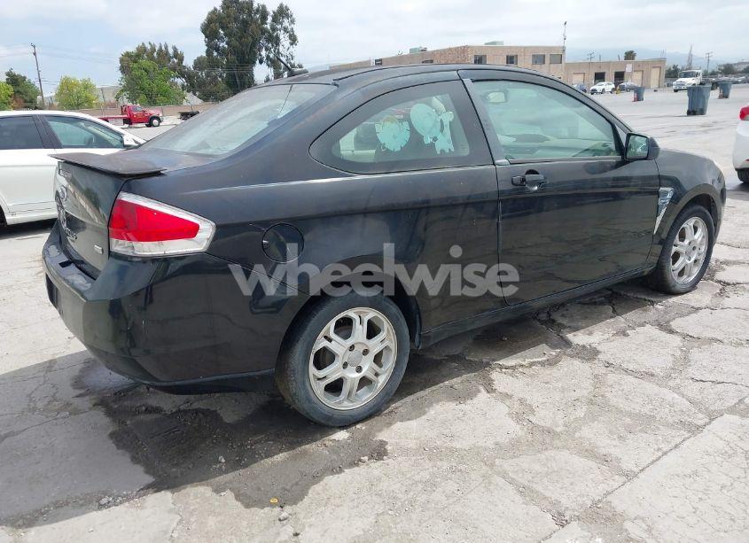 Photo 4 of 2008 Ford Focus SE/SES (VIN 1FAHP33N38W107114)