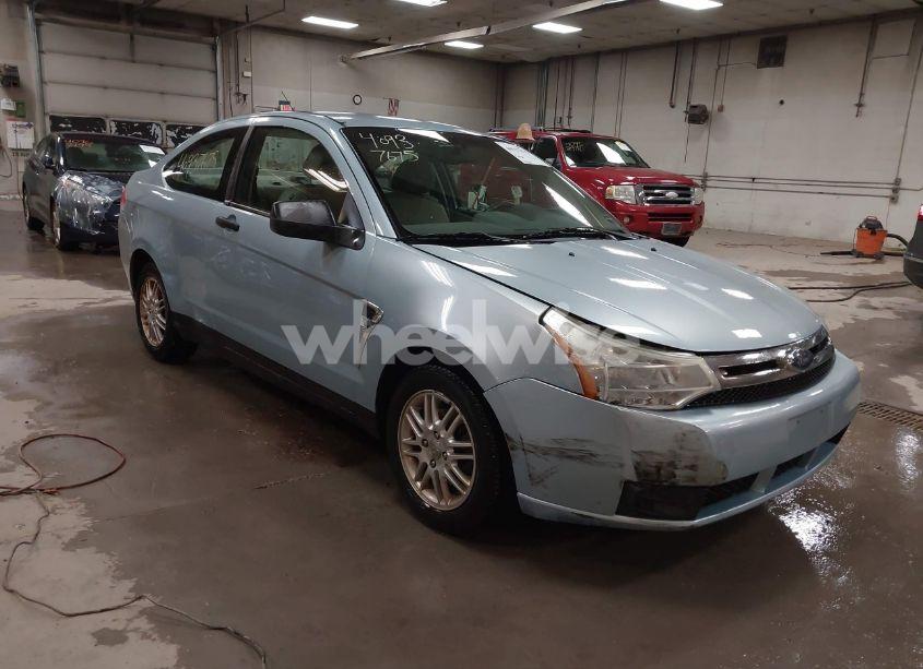 2008 Ford Focus SE/SES (VIN 1FAHP33N38W264433) main photo