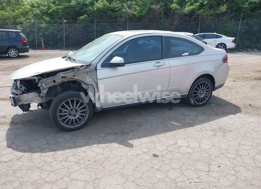 Photo 2 of 2009 Ford Focus SES (VIN 1FAHP33N39W248315)