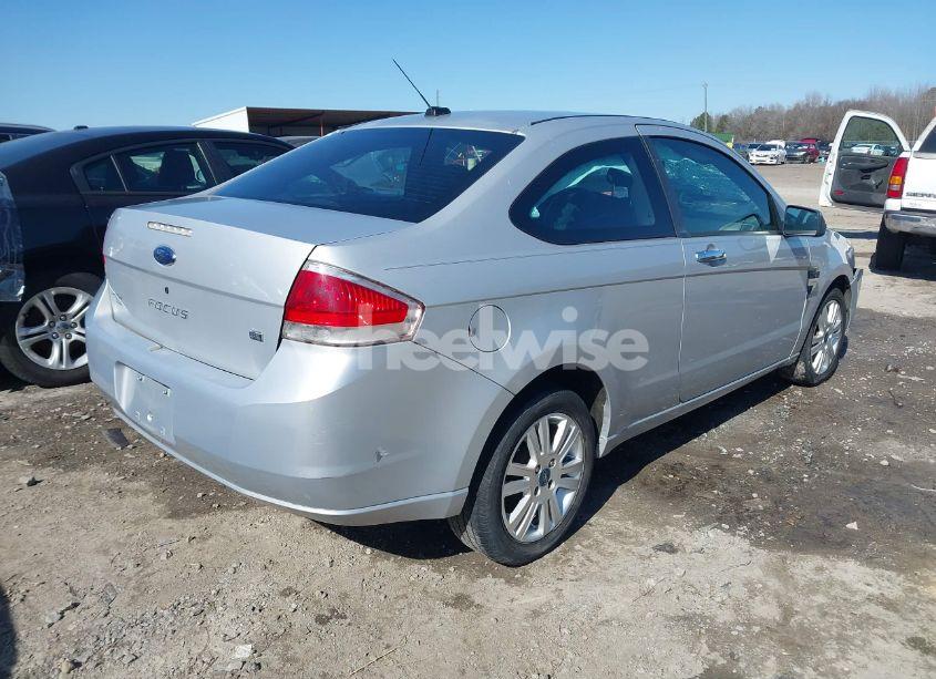 Photo 4 of 2008 Ford Focus SE/SES (VIN 1FAHP33N48W114038)