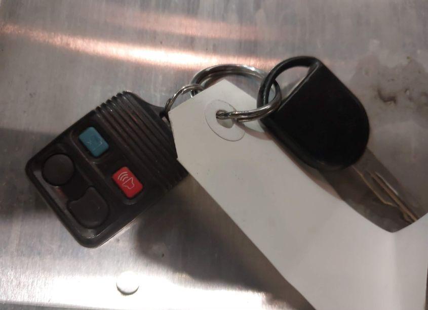 Photo 11 of 2008 Ford Focus SE/SES (VIN 1FAHP33N48W163028)