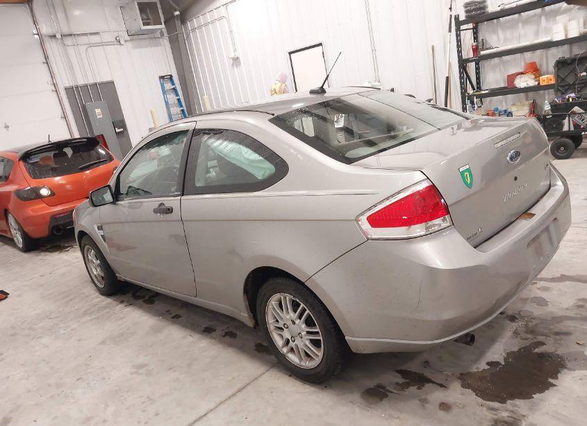 Photo 14 of 2008 Ford Focus SE/SES (VIN 1FAHP33N48W163028)