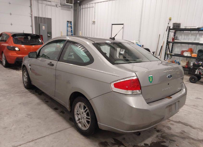 Photo 3 of 2008 Ford Focus SE/SES (VIN 1FAHP33N48W163028)