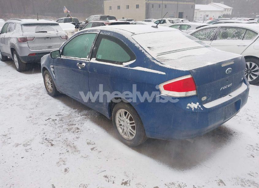 Photo 3 of 2008 Ford Focus SE (VIN 1FAHP33N48W195154)