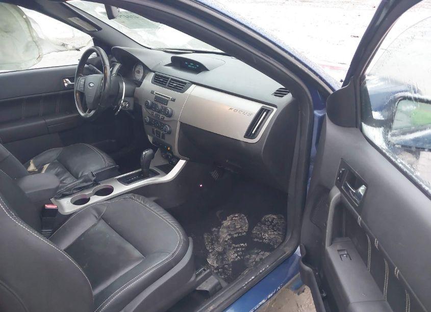 Photo 5 of 2009 Ford Focus SES (VIN 1FAHP33N59W115197)