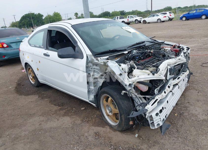 2008 Ford Focus SE/SES (VIN 1FAHP33N68W227957) main photo