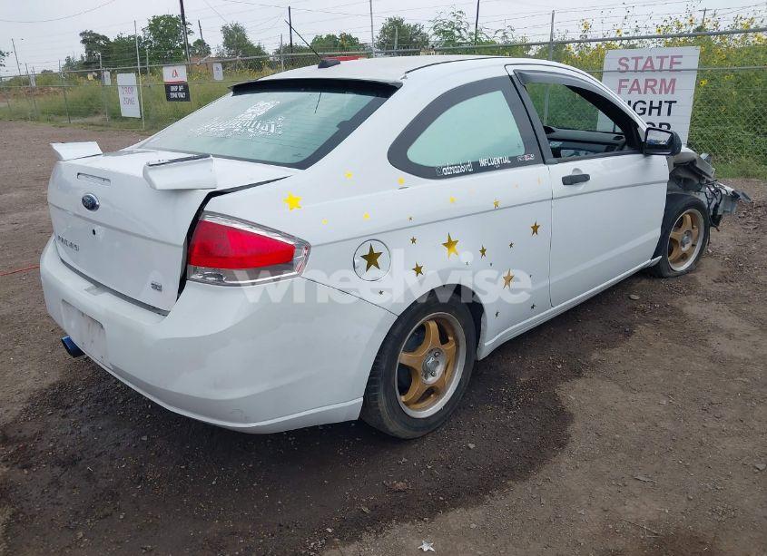 Photo 4 of 2008 Ford Focus SE/SES (VIN 1FAHP33N68W227957)