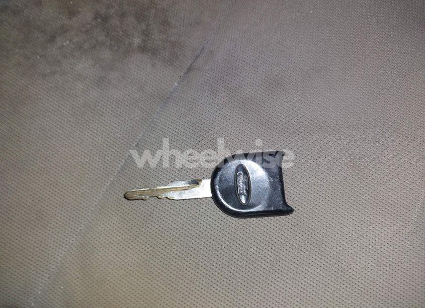 Photo 11 of 2009 Ford Focus SES (VIN 1FAHP33N69W138892)