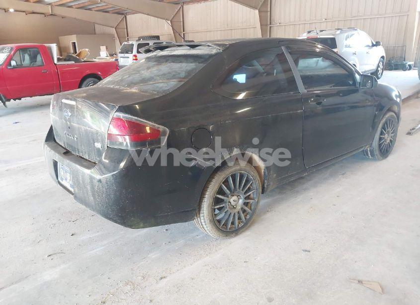 Photo 4 of 2009 Ford Focus SES (VIN 1FAHP33N69W138892)