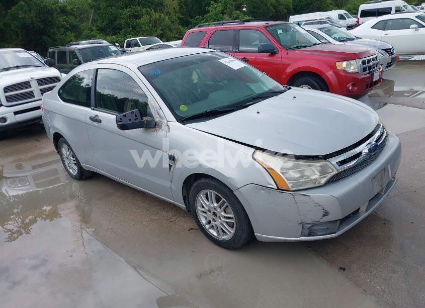 2008 Ford Focus SE/SES (VIN 1FAHP33N88W132798) main photo
