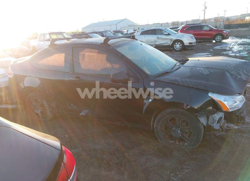 Photo 13 of 2008 Ford Focus SE/SES (VIN 1FAHP33N98W149982)