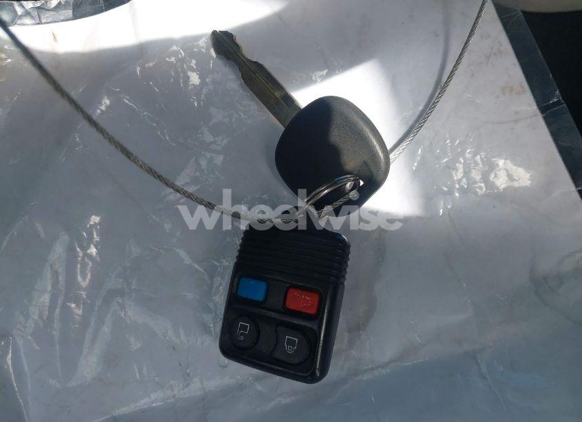 Photo 11 of 2008 Ford Focus SE/SES (VIN 1FAHP33NX8W135881)