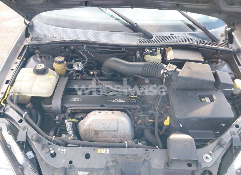 Photo 10 of 2003 Ford Focus SE (VIN 1FAHP34313W213941)