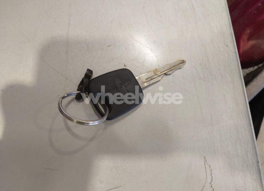 Photo 11 of 2000 Ford Focus SE (VIN 1FAHP3432YW258118)