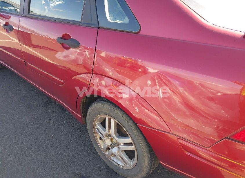 Photo 6 of 2000 Ford Focus SE (VIN 1FAHP3438YW361480)