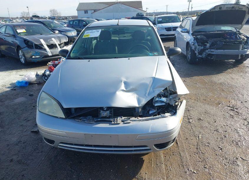 Photo 12 of 2006 Ford Focus ZX4 (VIN 1FAHP34N06W196605)