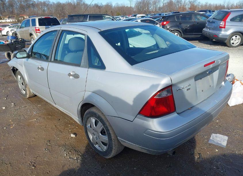 Photo 3 of 2006 Ford Focus ZX4 (VIN 1FAHP34N06W196605)