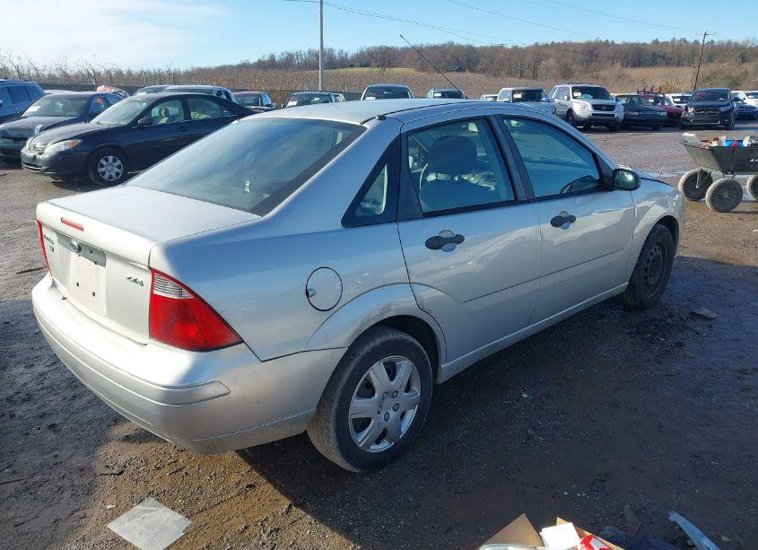 Photo 4 of 2006 Ford Focus ZX4 (VIN 1FAHP34N06W196605)