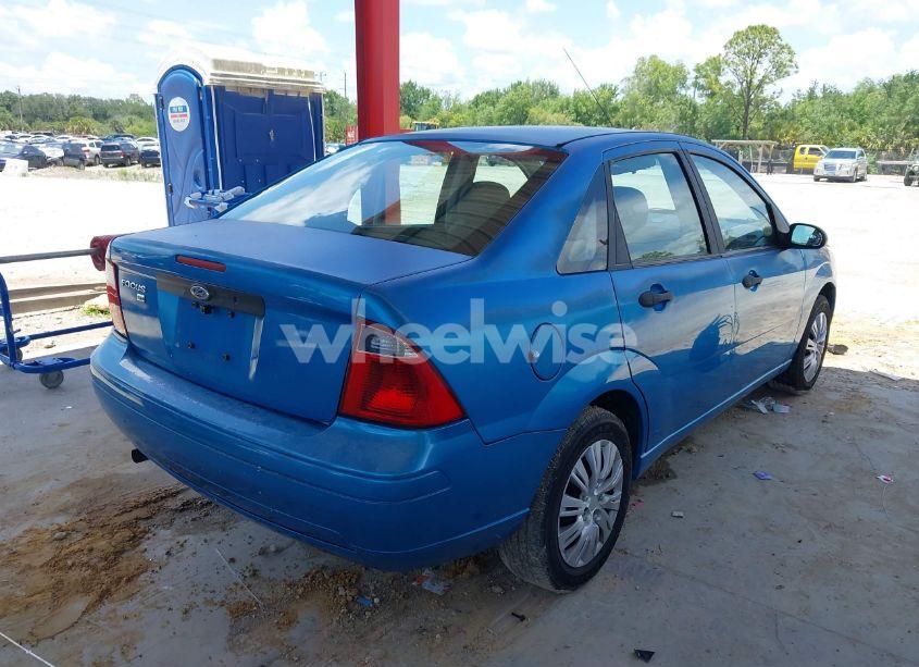 Photo 4 of 2007 Ford Focus S/SE/SES (VIN 1FAHP34N07W209080)