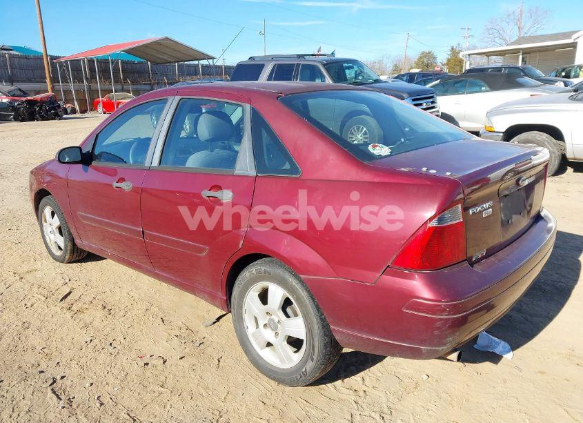 Photo 3 of 2007 Ford Focus S/SE/SES (VIN 1FAHP34N07W305713)