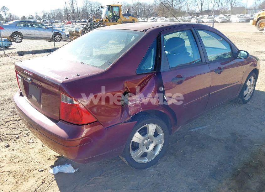 Photo 4 of 2007 Ford Focus S/SE/SES (VIN 1FAHP34N07W305713)