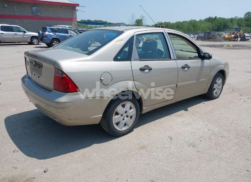 Photo 4 of 2007 Ford Focus S/SE/SES (VIN 1FAHP34N07W351509)