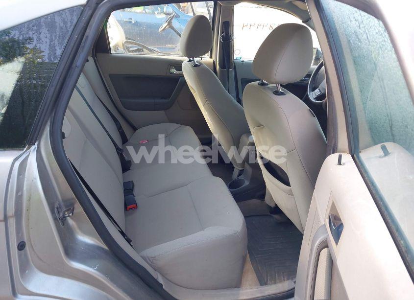 Photo 8 of 2008 Ford Focus S (VIN 1FAHP34N08W141798)